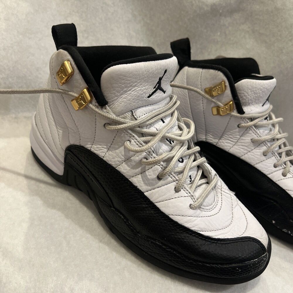 ⁠Nike Air Jordan 12 Retro GS Taxi Size 4.5Y 153265-117 White Black⁠ Gold Eyelets